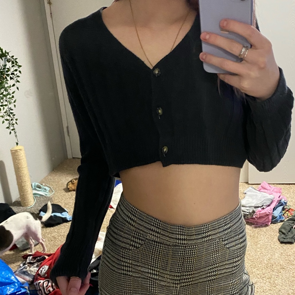cropped urban outfitters sweater